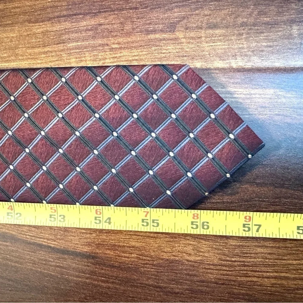 🌿SALE🌿BERGAMO New York Red/Burgundy Striped Necktie